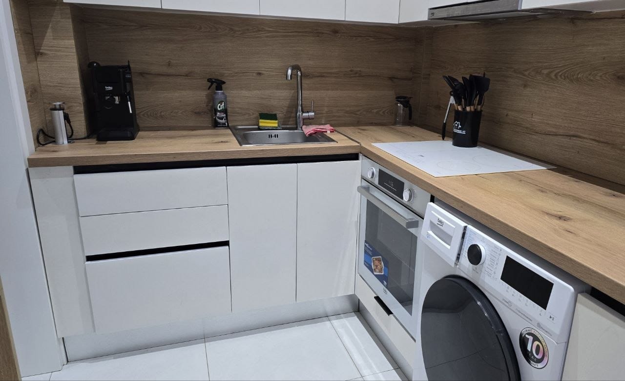 Shitet Apartament 1+1 | Golem, Durrës