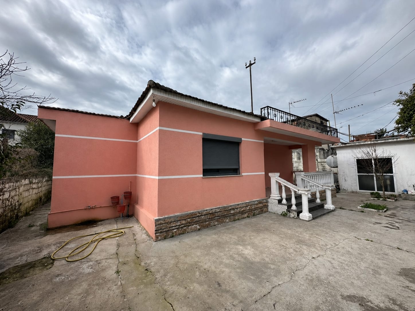 Shitet Shtëpi Private 1-Katëshe | 4 Rrugët, Shijak, Durrës