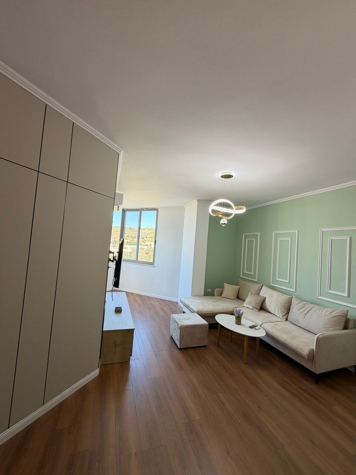Shitet Apartament 2+1 me Pamje Deti | Shkëmbi i Kavajës, Durrës