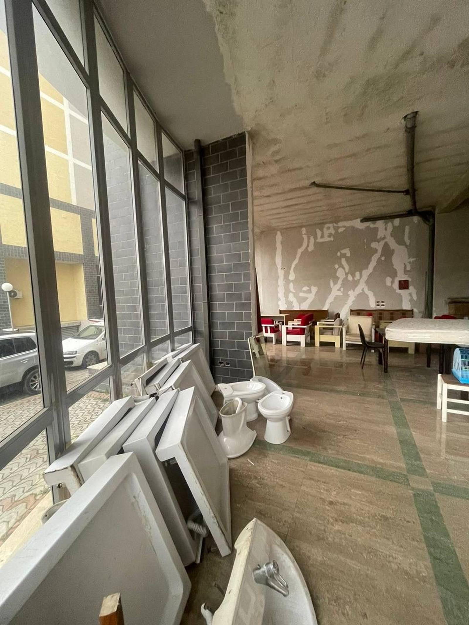 Gewerbefläche zum Kauf in Plazh, Durrës, 102 m² — Foto 3 von 6