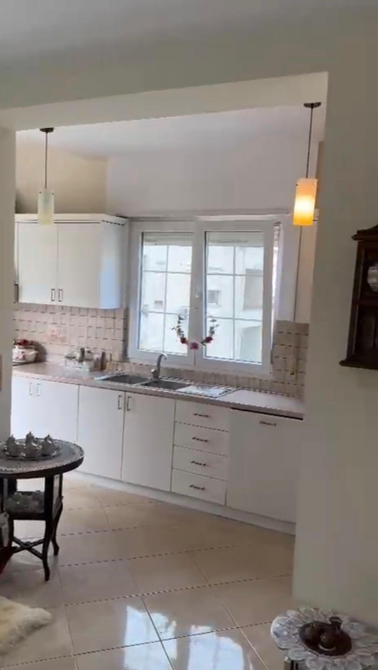 Wohnung 1+1 zum Kauf in Shkëmbi, Durrës, 67 m² — Foto 1 von 12