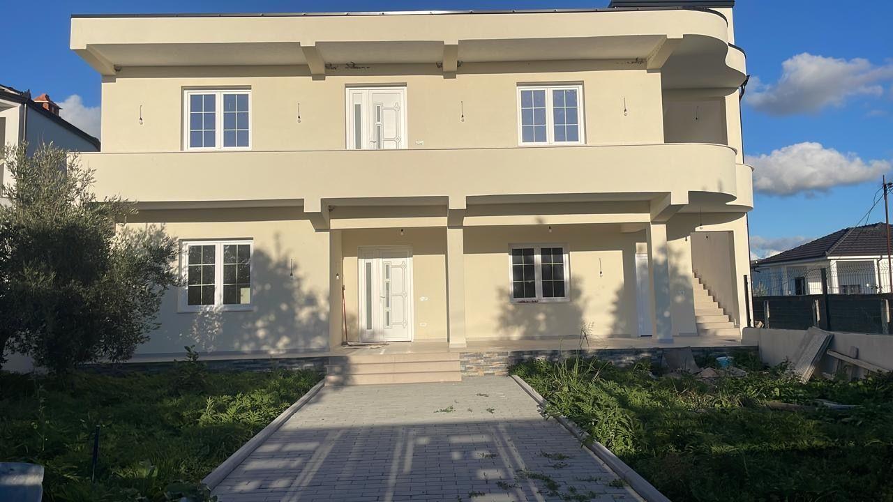 House with land, Qerret, 265 m² + 593 m² plot, Durres