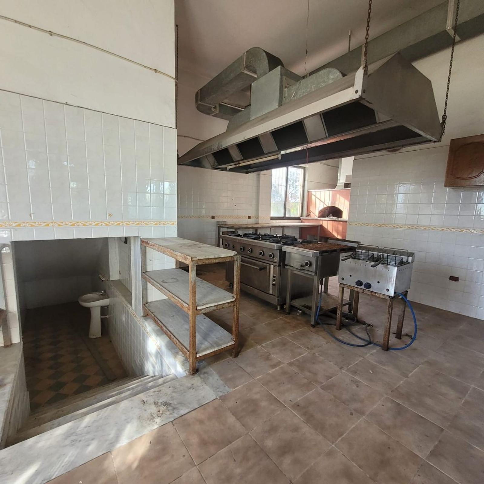 Gewerbefläche zum Kauf in Qerret, Durrës, 1750 m² — Foto 10 von 15