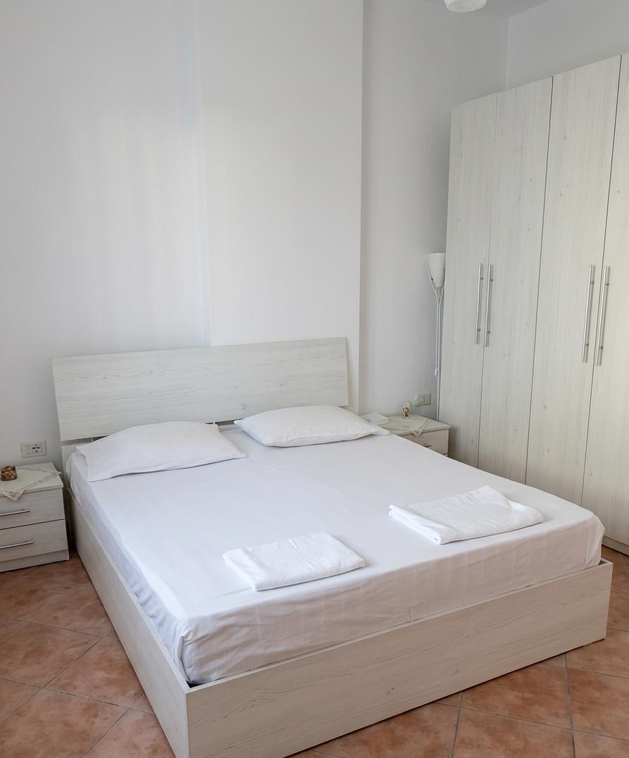 Shitet Apartament 1+1 | Shkëmbi i Kavajës, Durrës