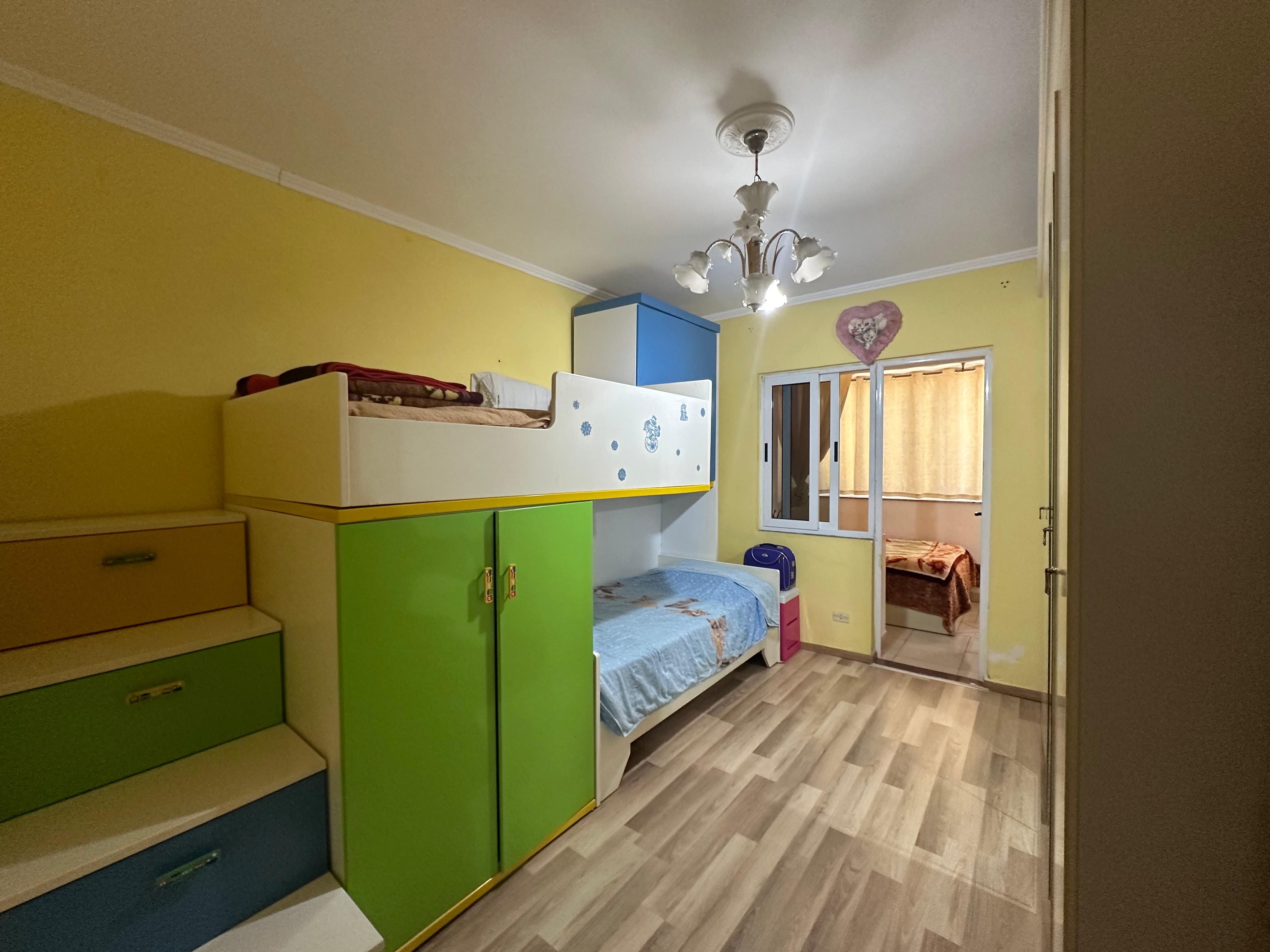 Shitet Apartament 2+1 | Pranë Shkollës “Qemal Mici”, Durrës