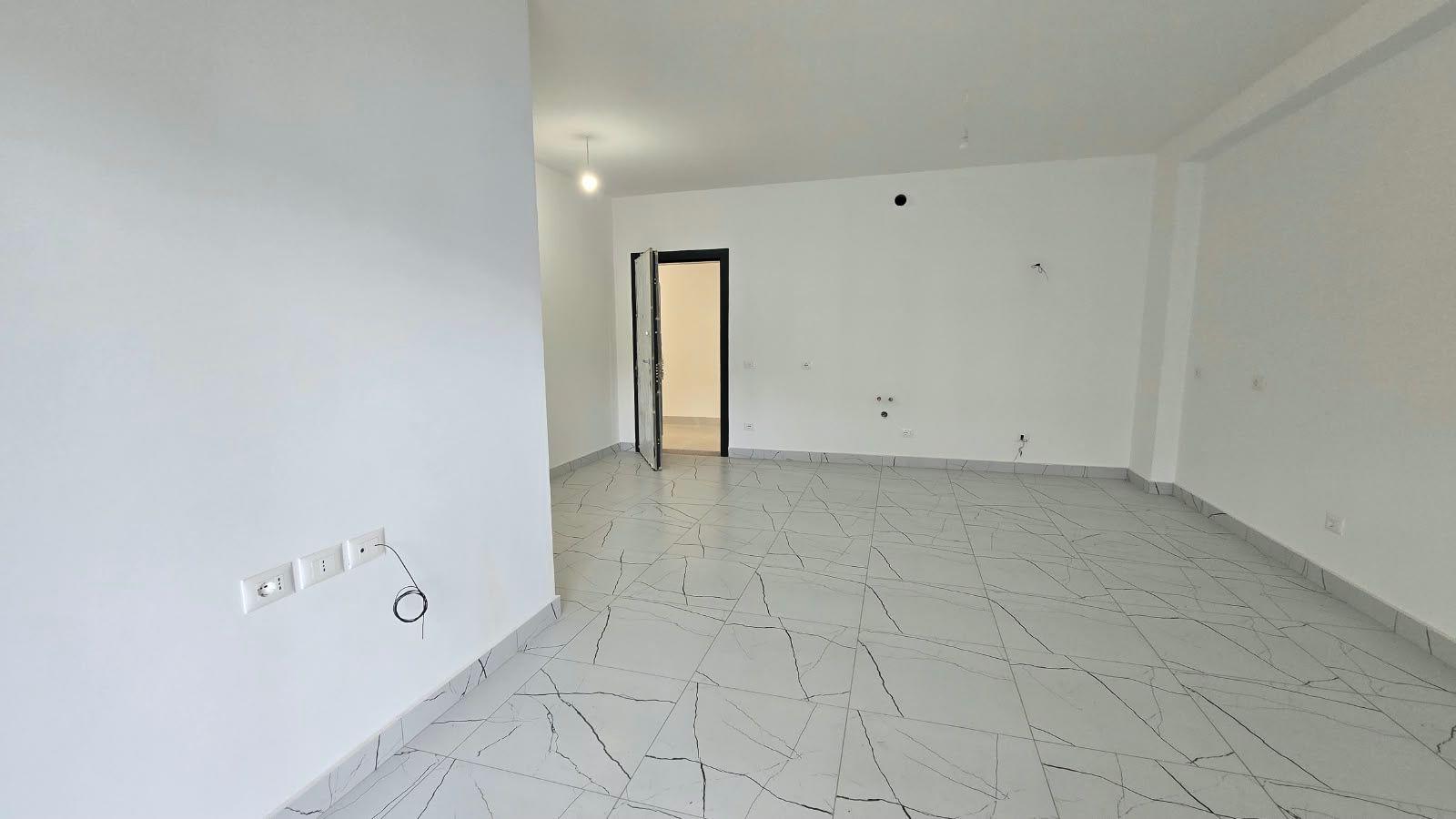 2+1 apartment for sale in Golem, Durres, 96 m² — photo 3 of 13
