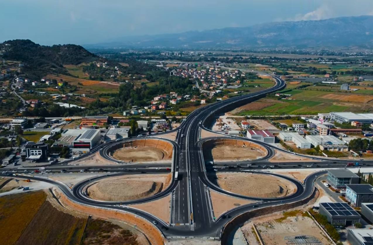 Motorway interchange at Kashar on the Tirana-Durrës corridor