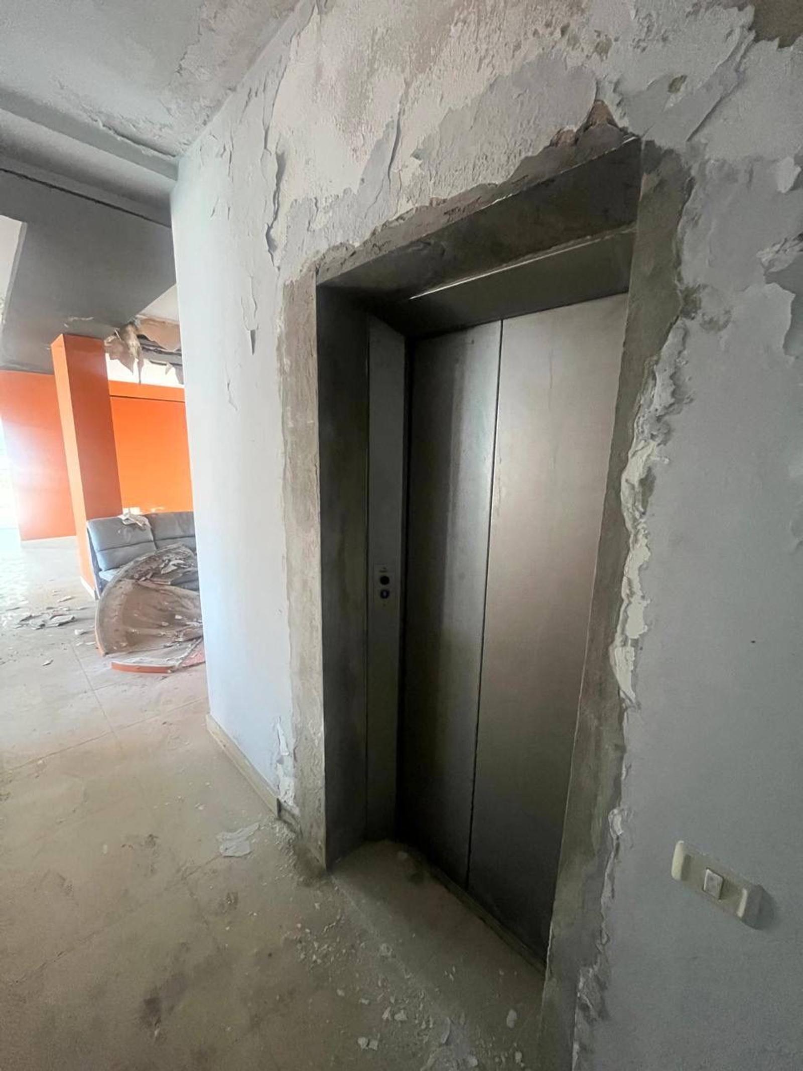 Wohnung zum Kauf in Shkëmbi, Durrës, 400 m² — Foto 10 von 13
