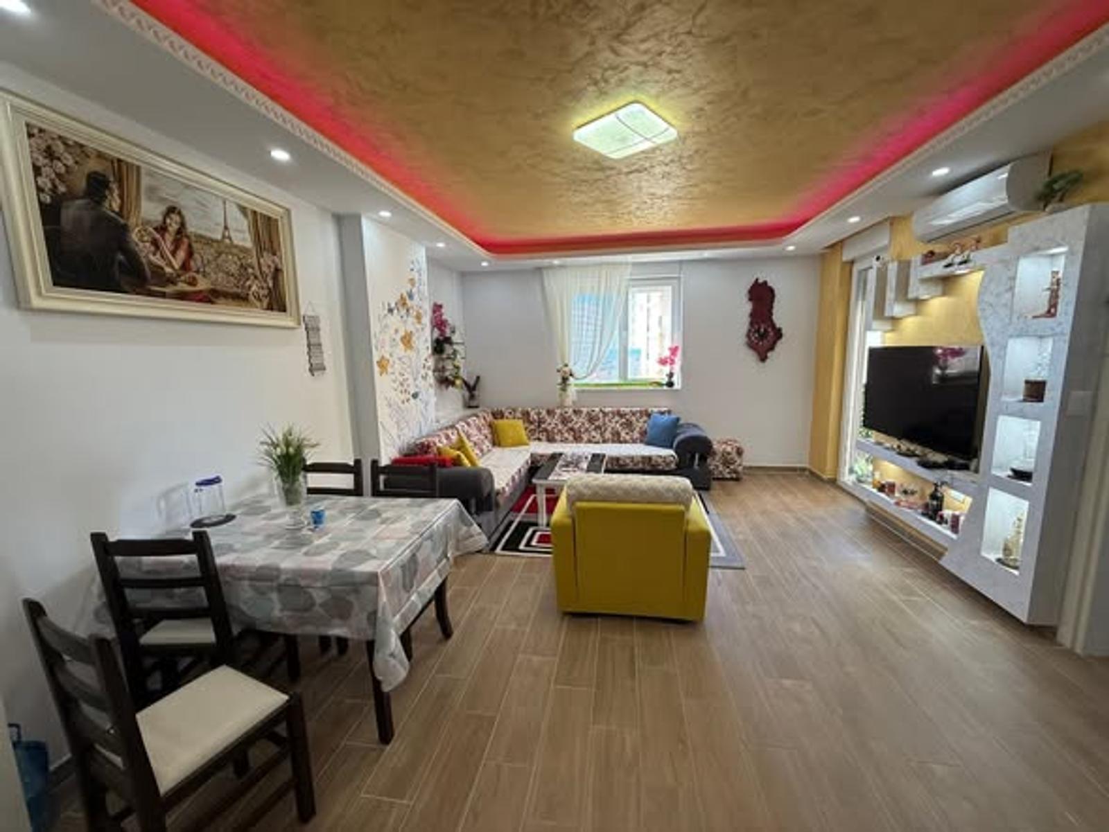 Apartment 1+1, 73 m², Shëngjin, City Center