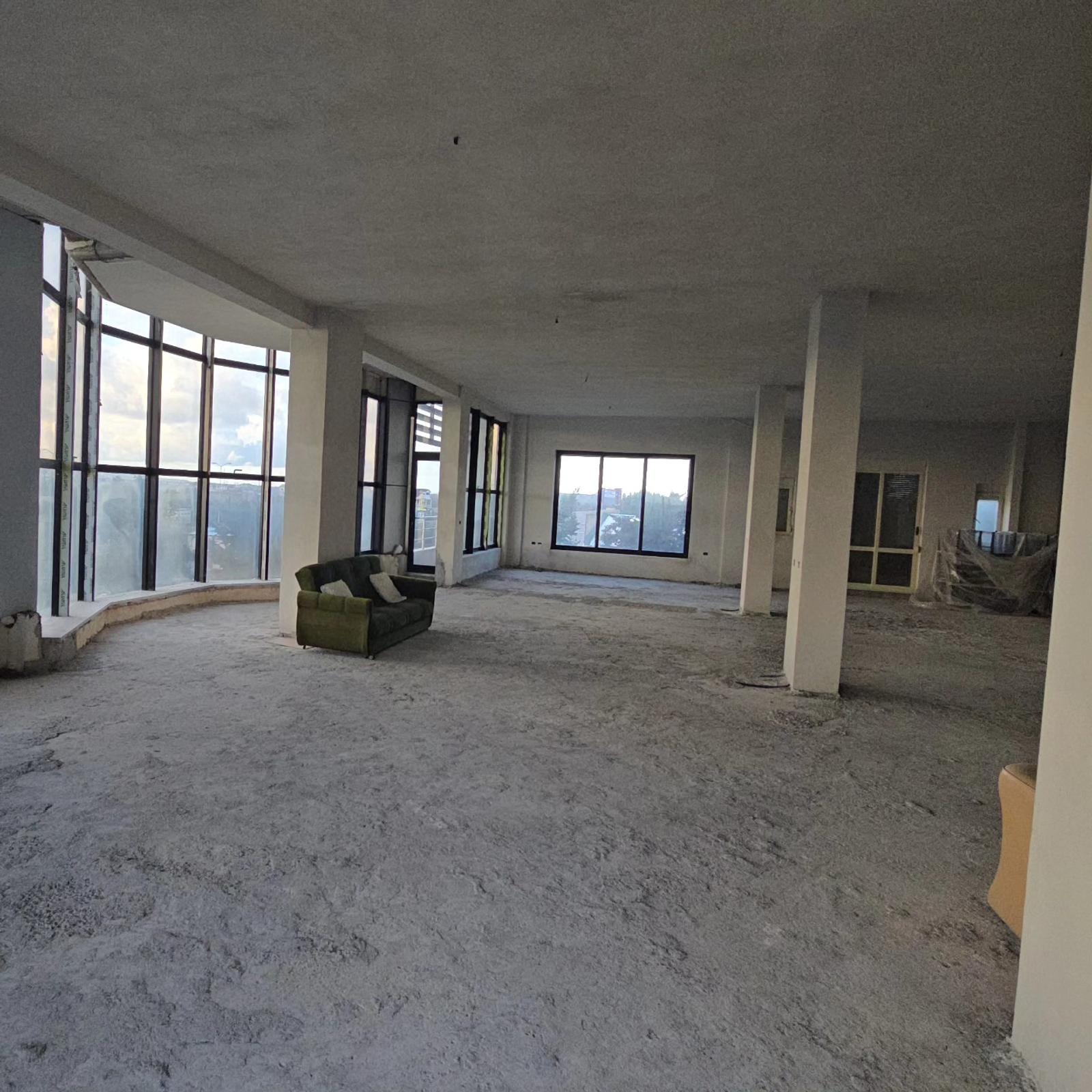 Gewerbefläche zum Kauf in Kavajë, Durrës, 3000 m² — Foto 7 von 12