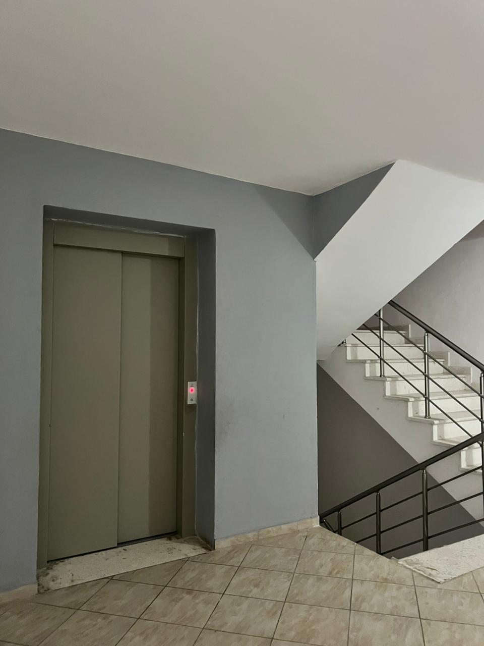 Studio laid out as a 1+1, Shkëmbi i Kavajës