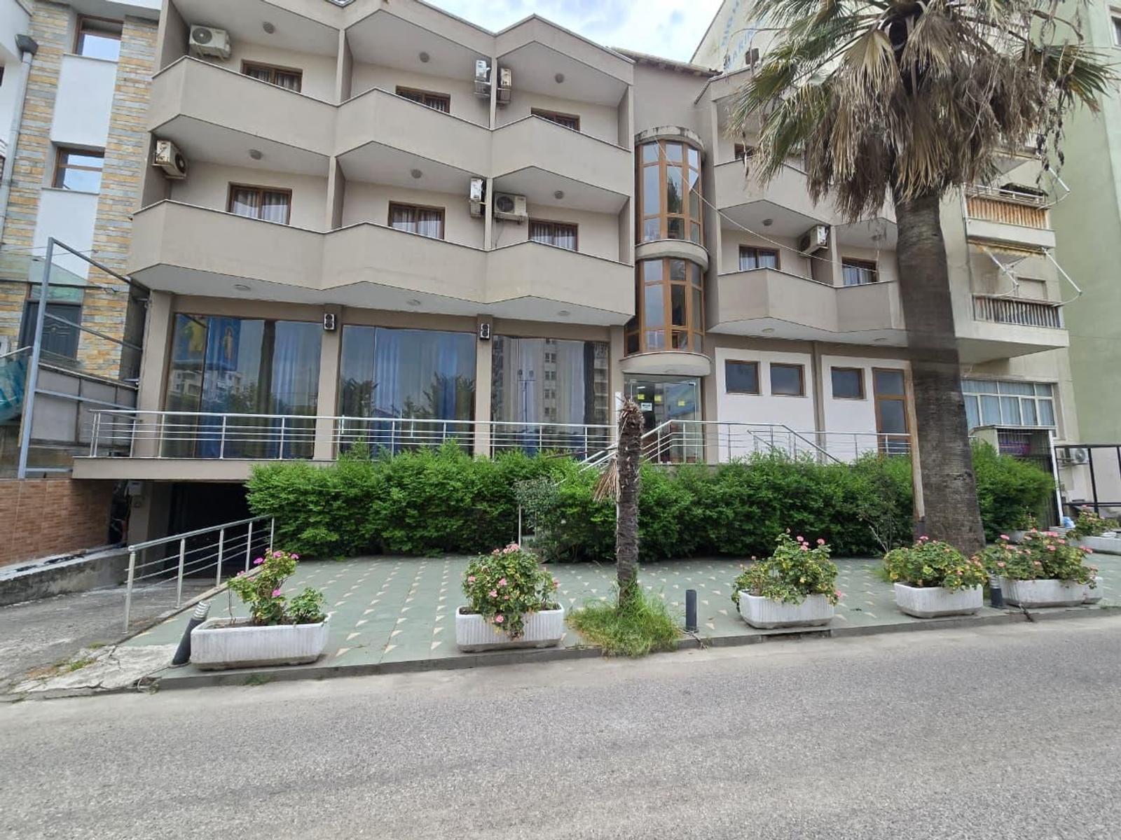 Gewerbefläche zum Kauf in Plazh, Durrës, 1264 m² — Foto 1 von 24