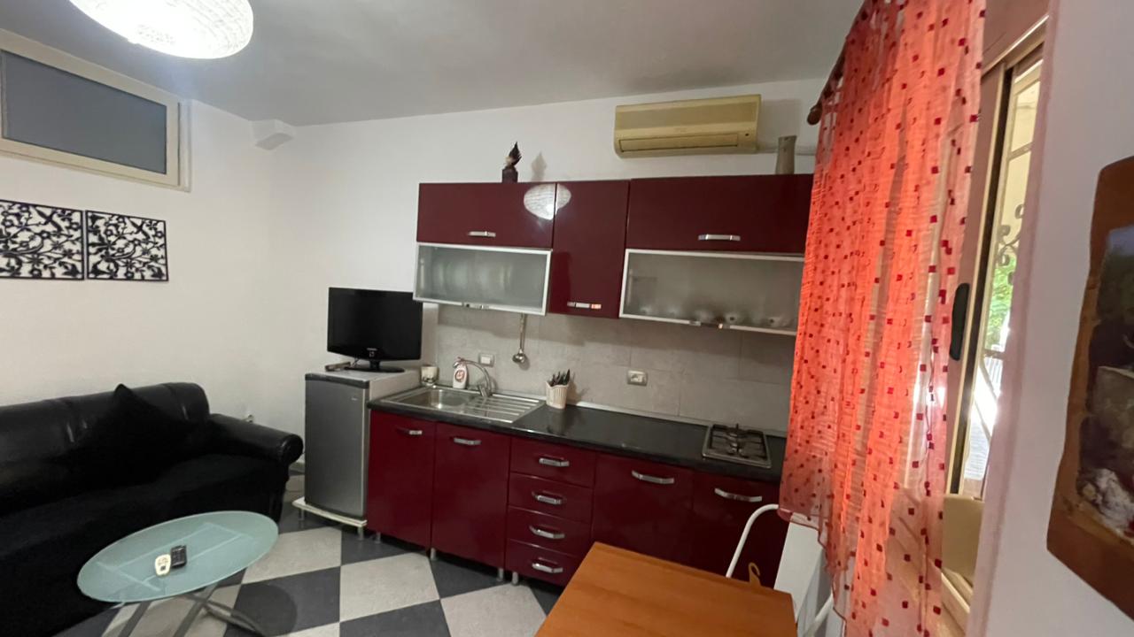 Shiten 2 Apartamente 1+1 me Verandë | Shkëmbi i Kavajës, Durrës