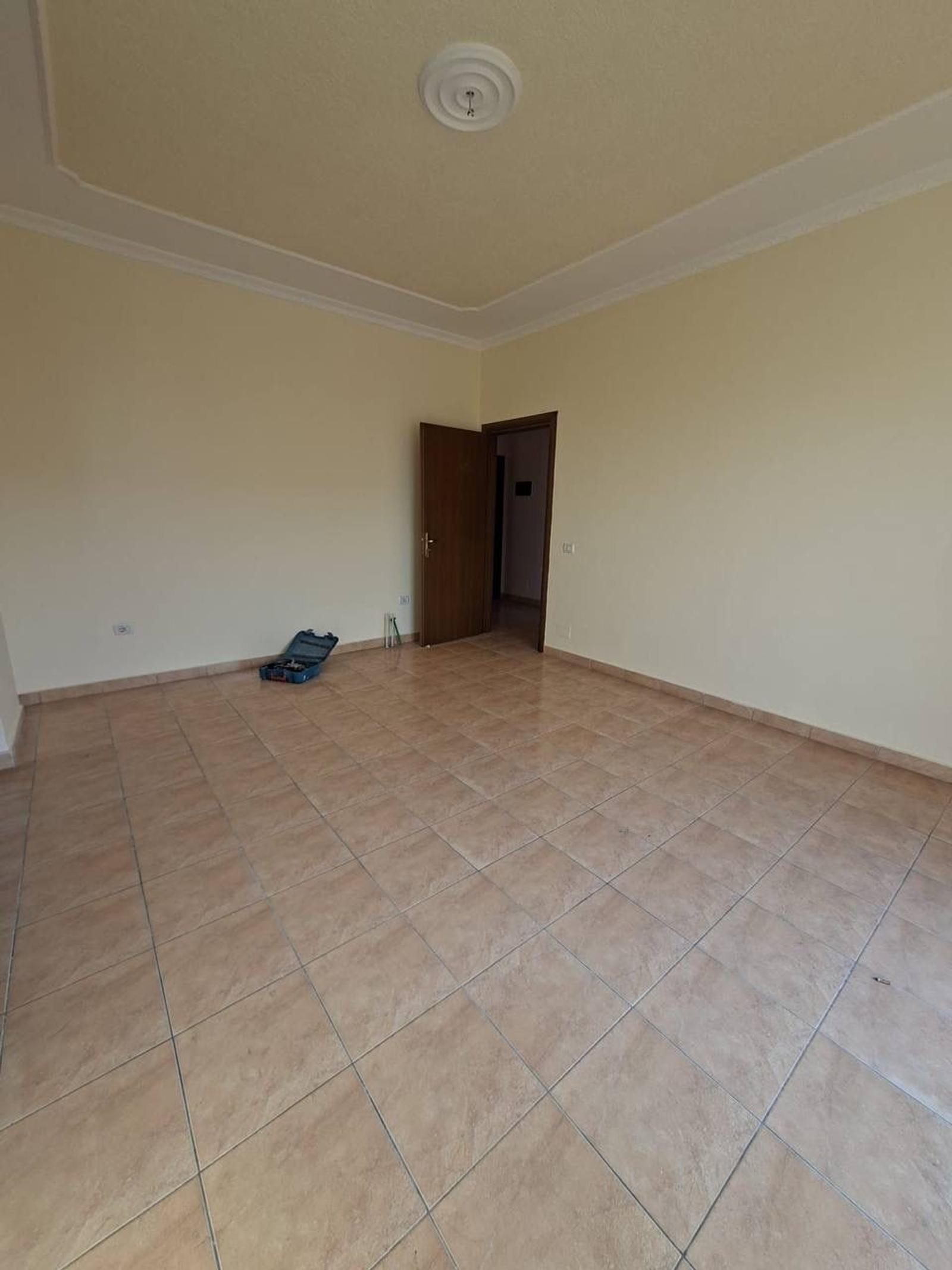1+1 apartment for sale in Plazh, Durres, 75 m² — photo 5 of 8