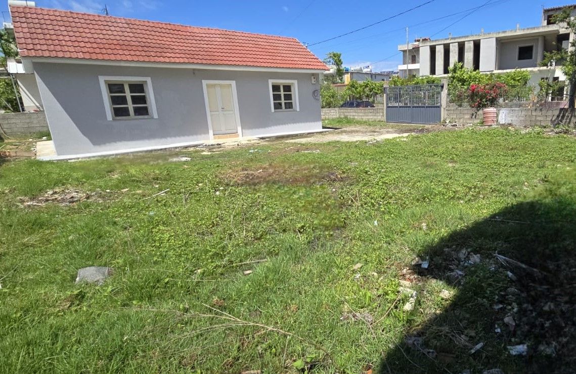Shitet Shtëpi Private + Tokë | Spitallë, Durrës