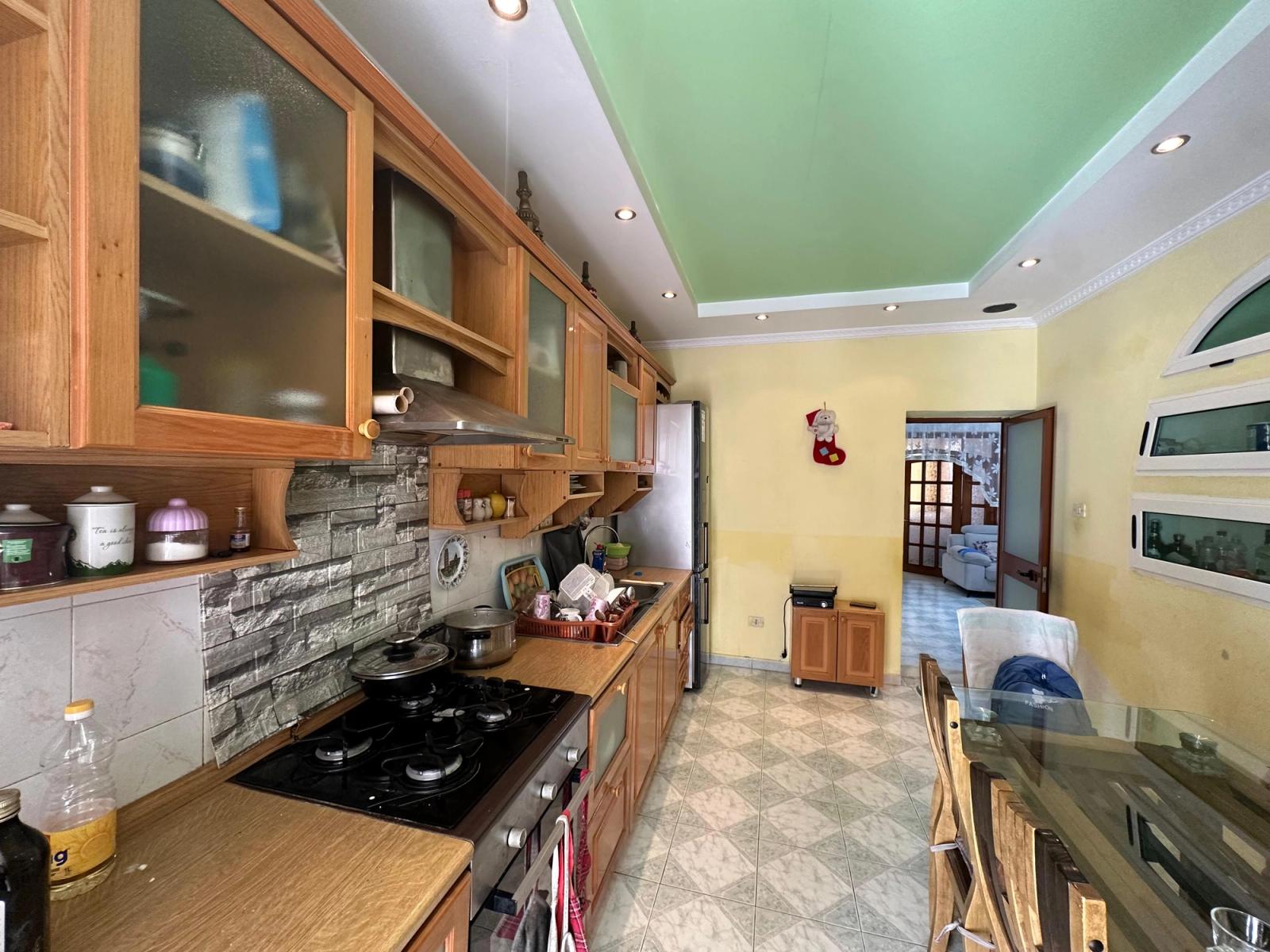Wohnung 2+1 zum Kauf in Stadtzentrum, Durrës, 114 m² — Foto 3 von 10