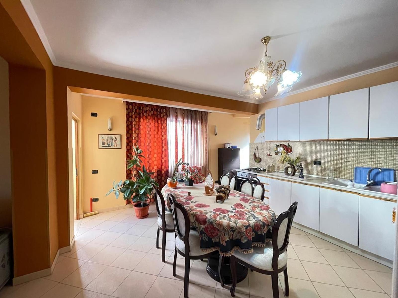 Wohnung 2+1 zum Kauf in Stadtzentrum, Durrës, 156 m² — Foto 3 von 19