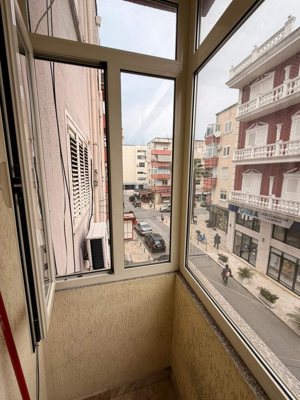 Shitet Apartament 2+1 | Bulevardi Dyrrah, Durrës