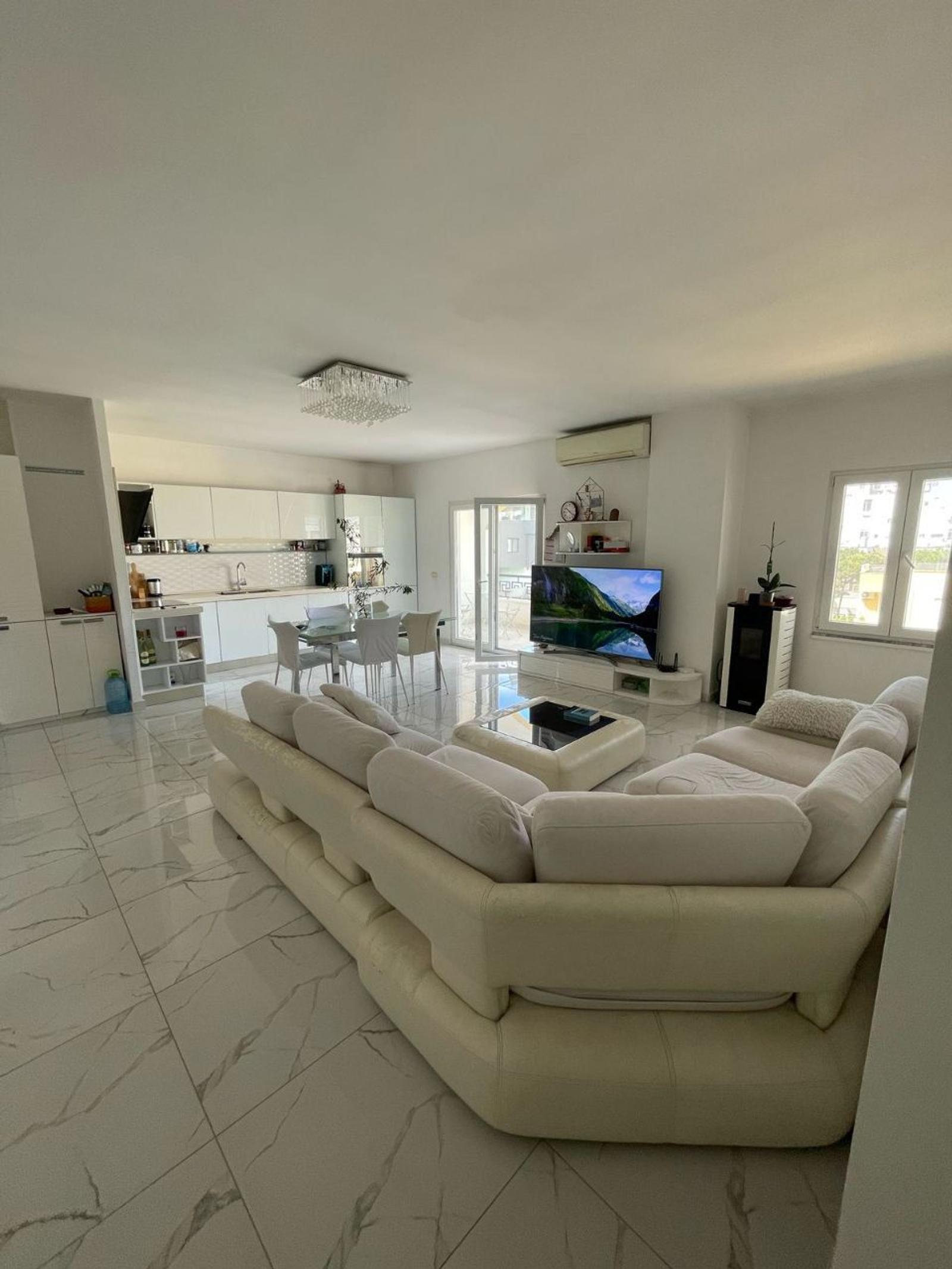 Wohnung 2+1 zum Kauf in Shkëmbi, Durrës, 143 m² — Foto 1 von 19