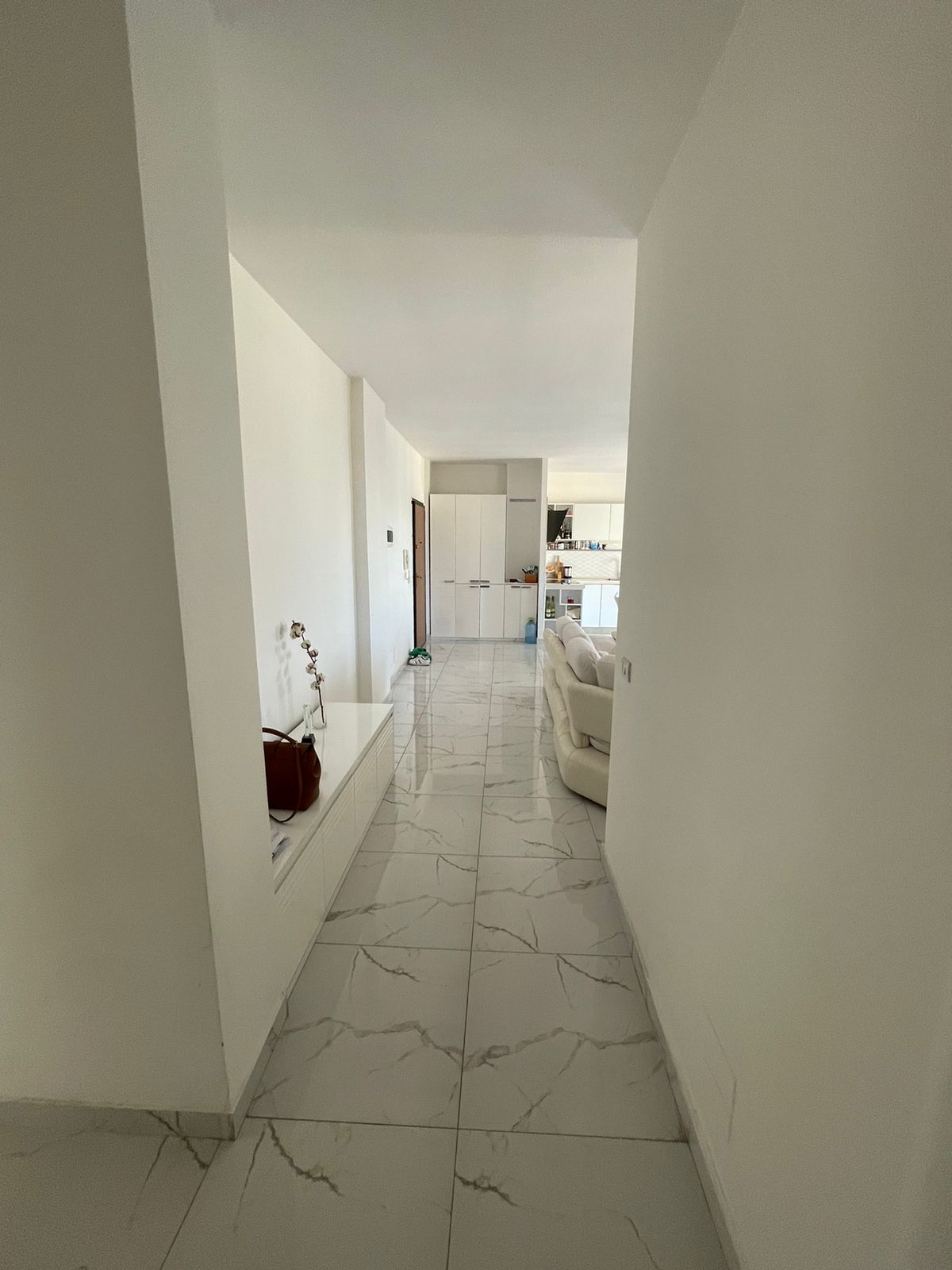 Shitet Apartament 3+1 | Shkëmbi i Kavajës, Durrës