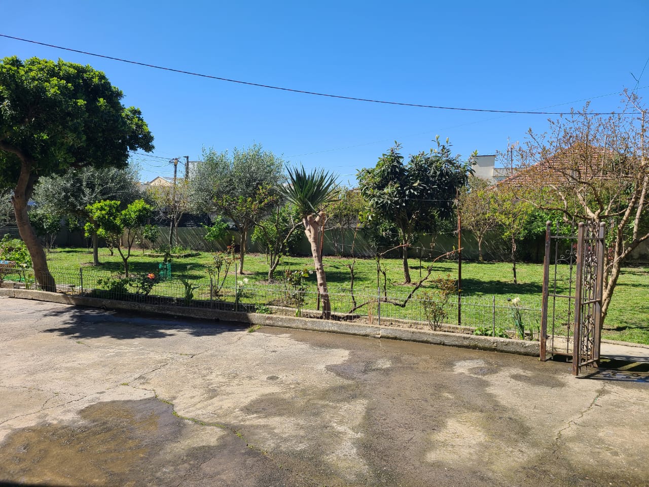 Shiten Kati i 2-të dhe Kati i 3-të i një Shtëpie Private | Shkozet, Durrës