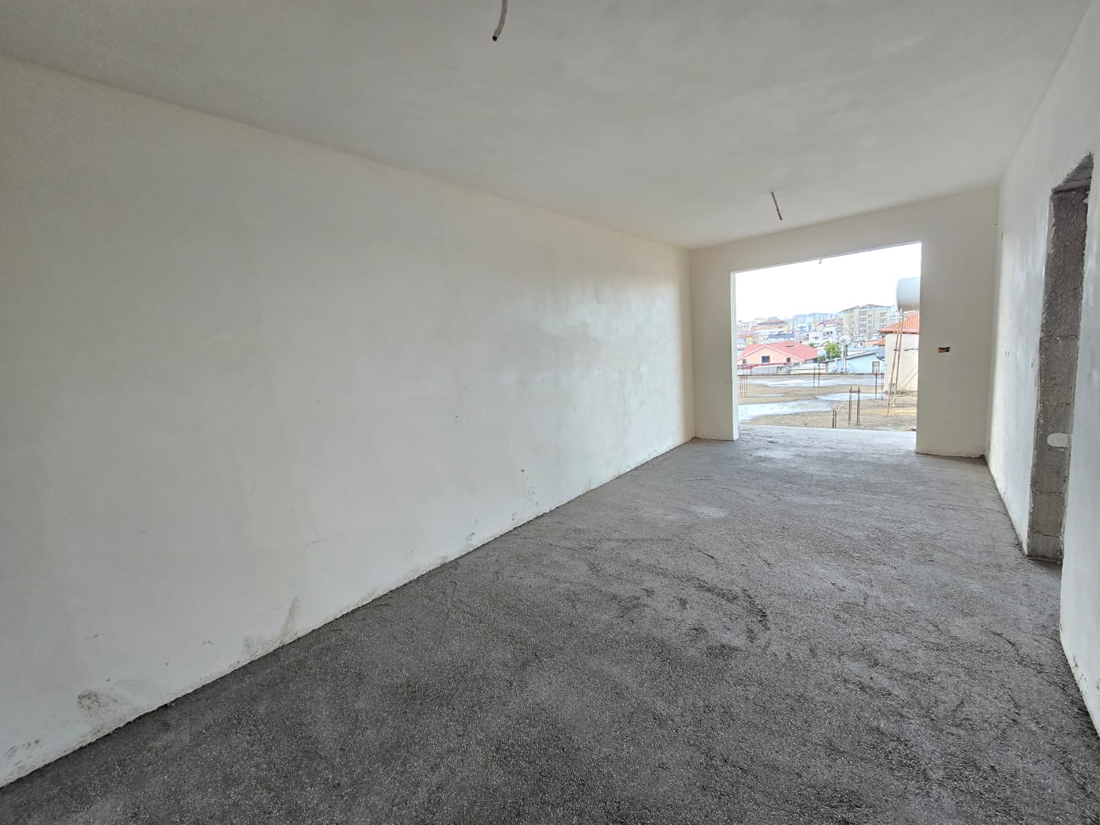 Shitet Apartament 2+1 në Fazë Ndërtimi | Rrota e Kuqe, Durrës