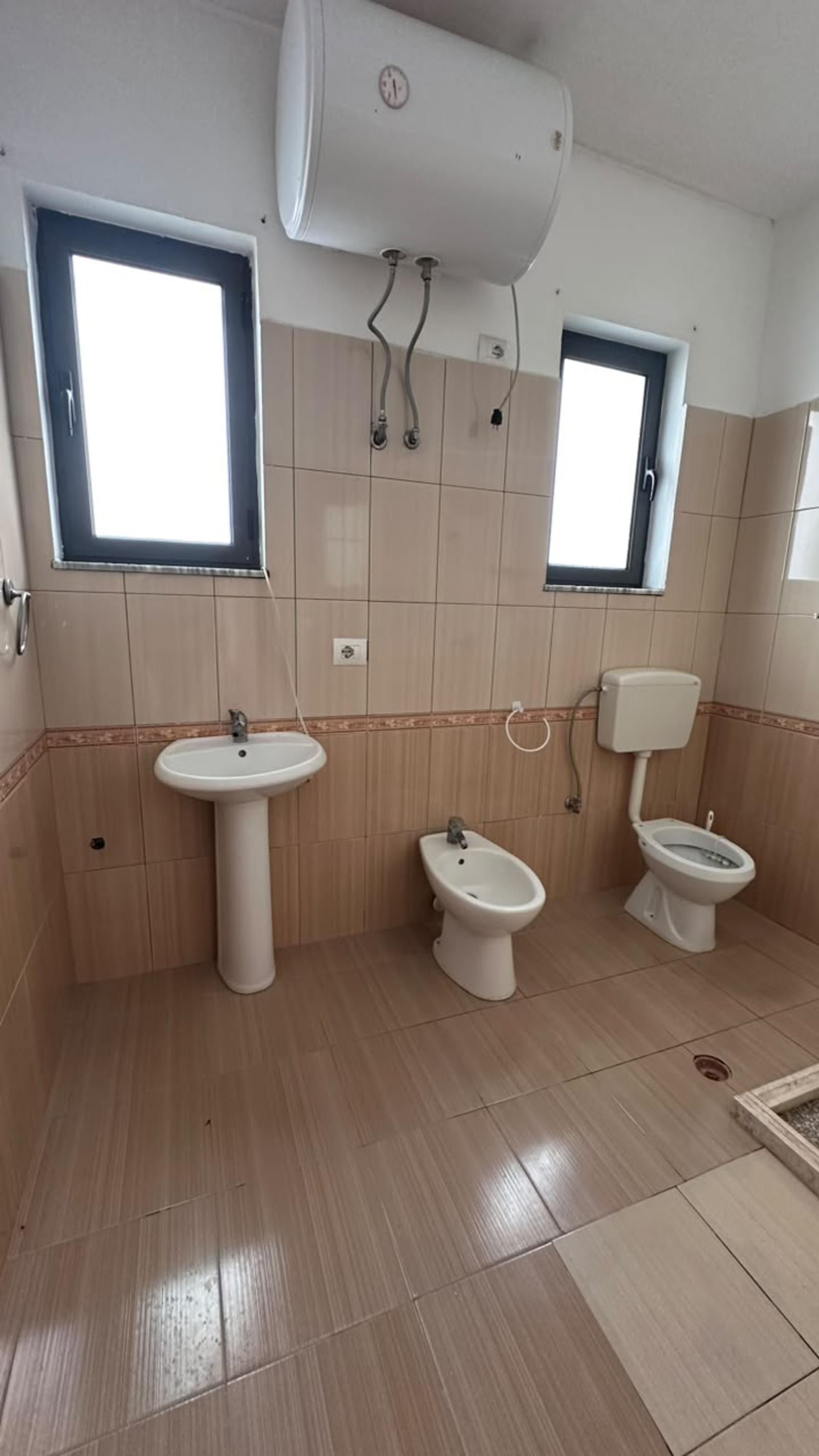 House for sale in City Center, Durres, 320 m² — photo 6 of 22