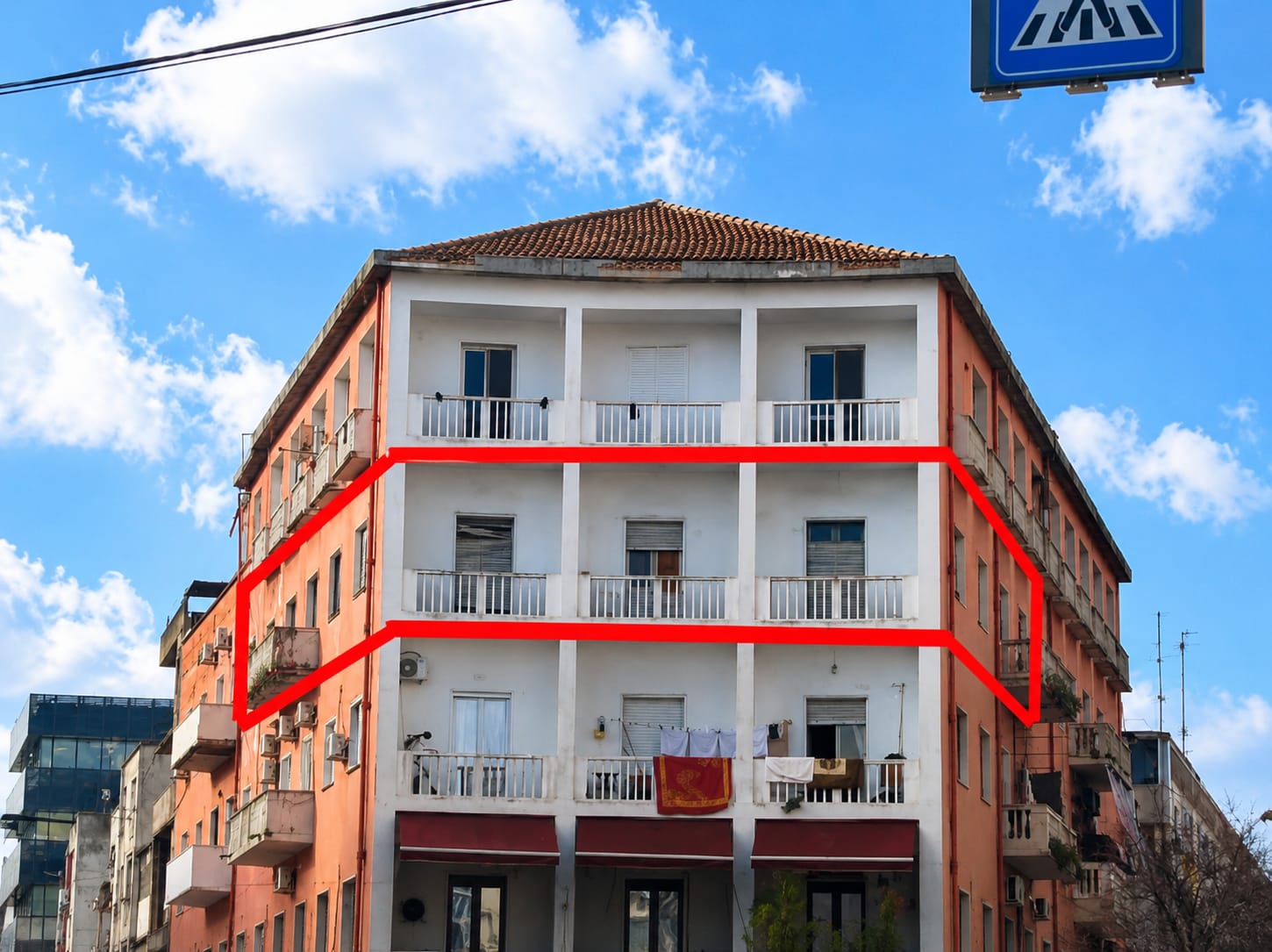 Shitet Apartament për Investim | Përballë Pallatit të Sportit & Stacionit të Trenit, Durrës
