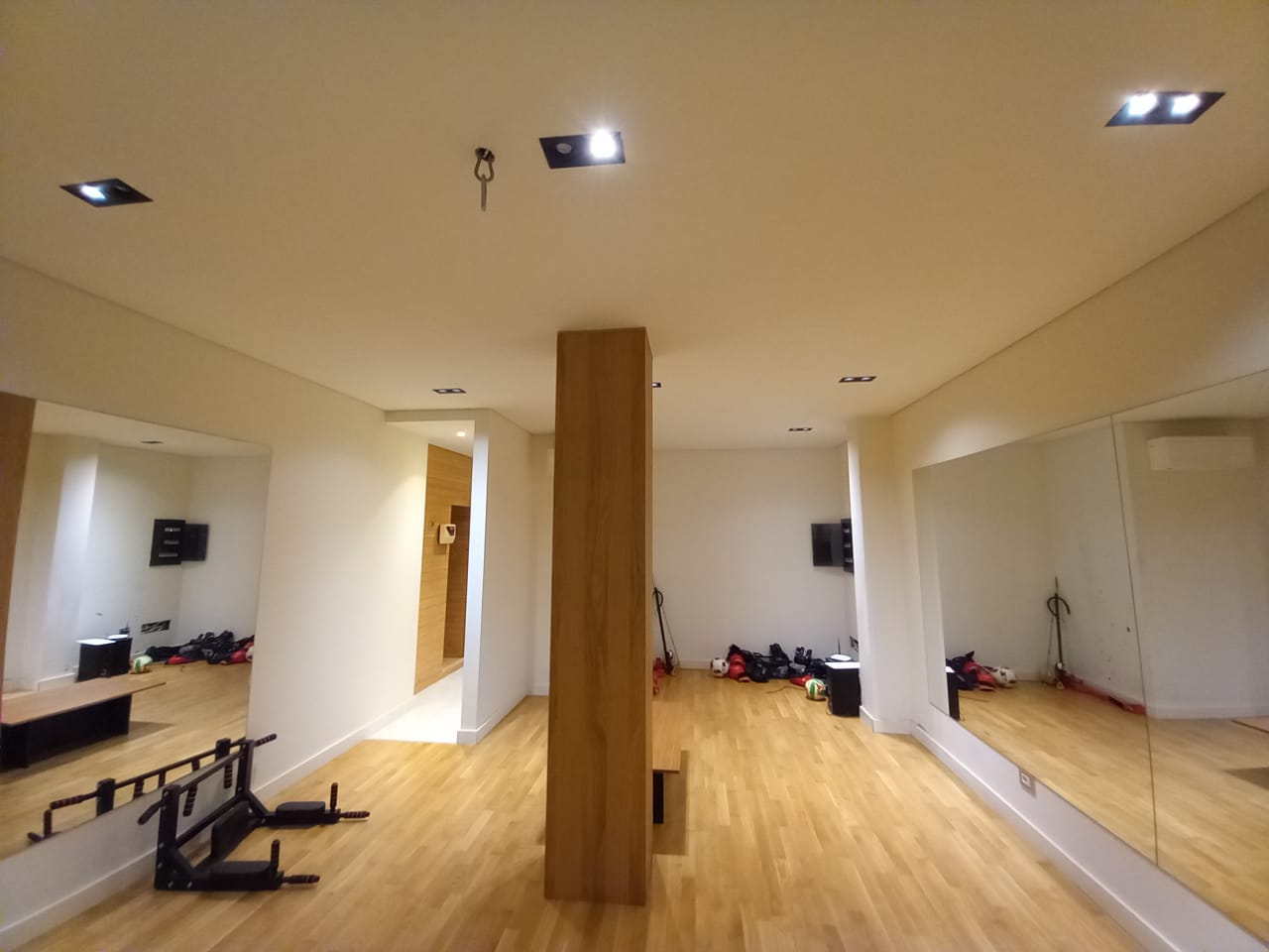 Shitet Apartament Luxury 4+1 | Plazh Iliria, Durrës