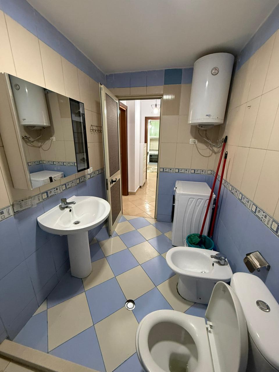 Shitet Apartament 1+1 me Ballkon | Golem, Durrës