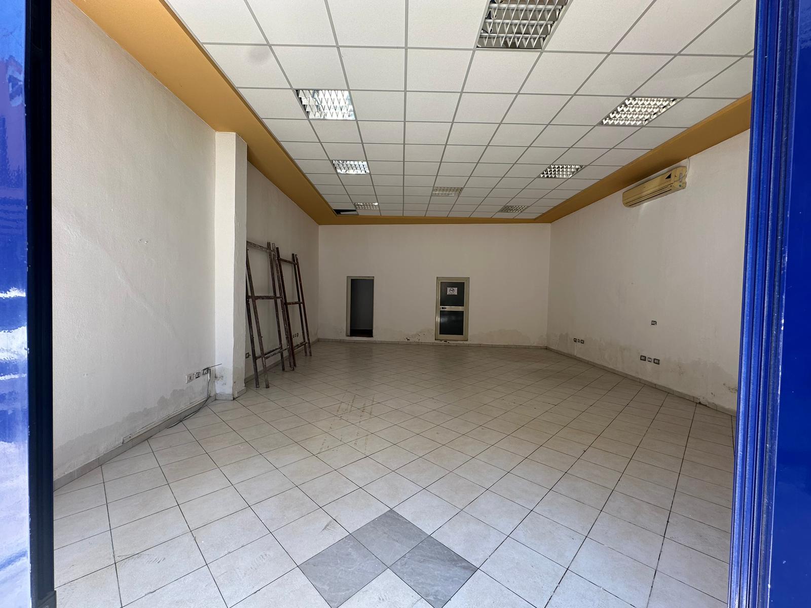 Shitet Ambient Biznesi | Pranë Blue Star, Durrës