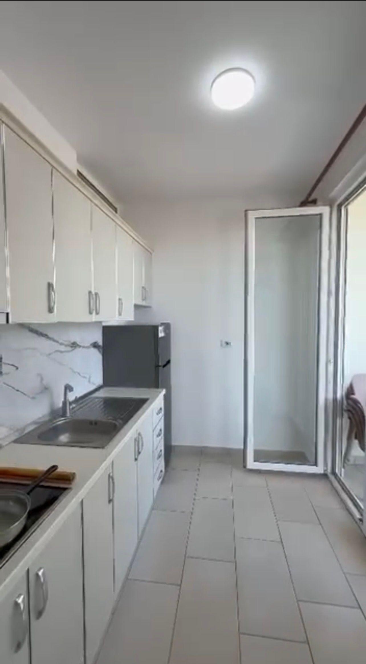 Studio with balcony, Shëngjin, 44 m², City Center