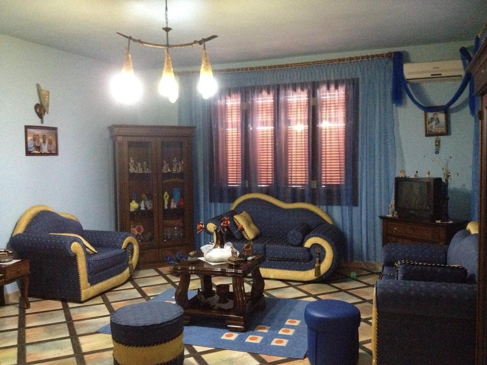 Villa zum Kauf in Stadtzentrum, Durrës, 824 m² — Foto 2 von 6