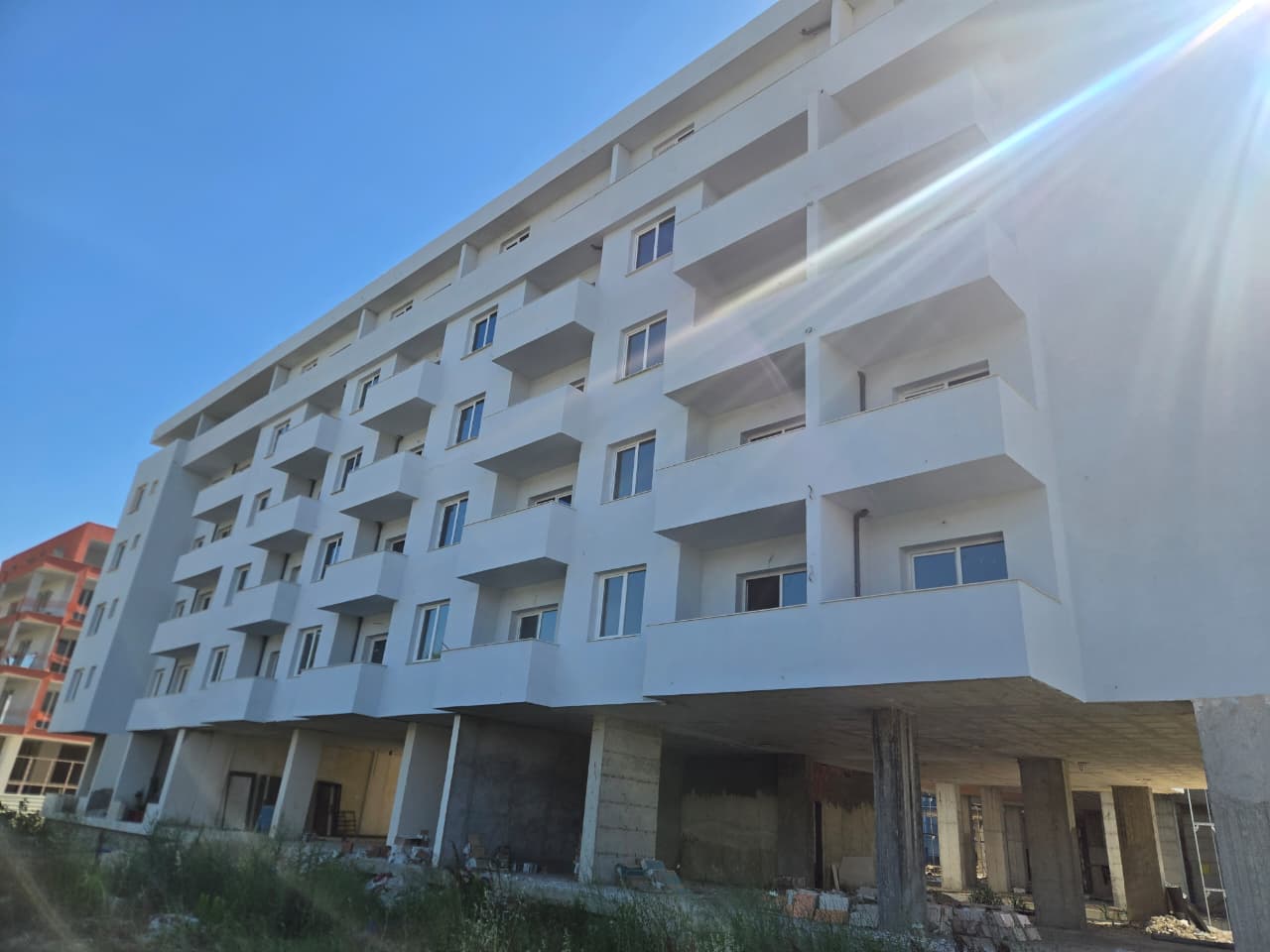 Shitet Apartament 1+1 | Golem, Durrës