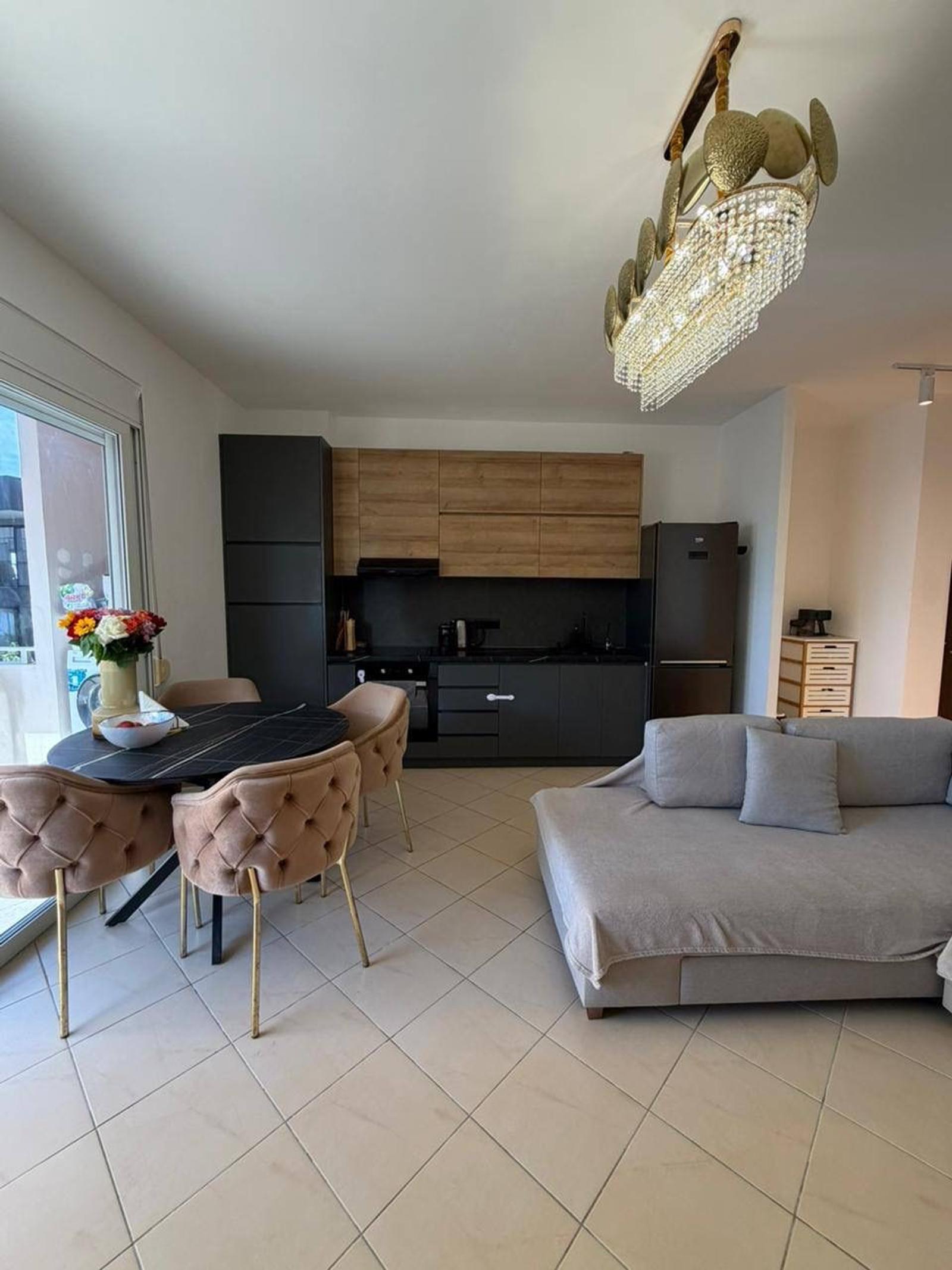 Wohnung 2+1 zum Kauf in Saranda, 75 m² — Foto 9 von 19