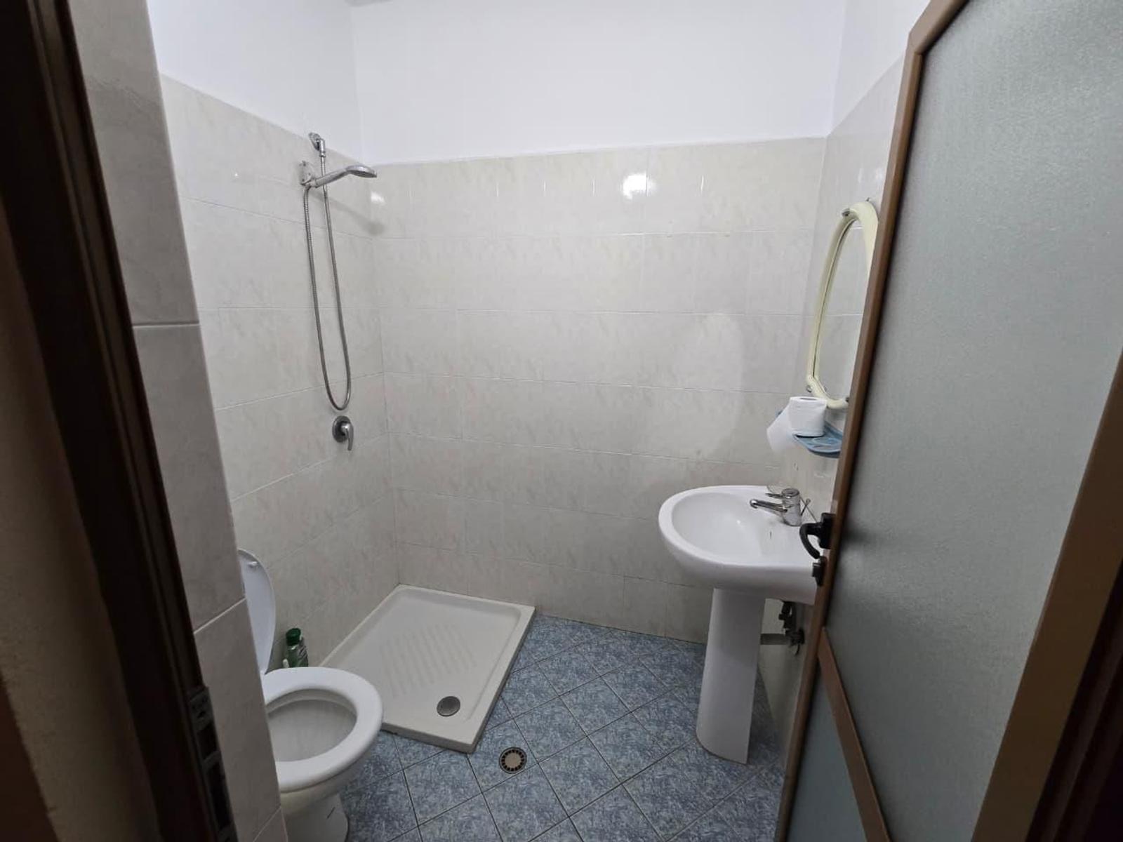 Gewerbefläche zum Kauf in Plazh, Durrës, 1264 m² — Foto 17 von 24