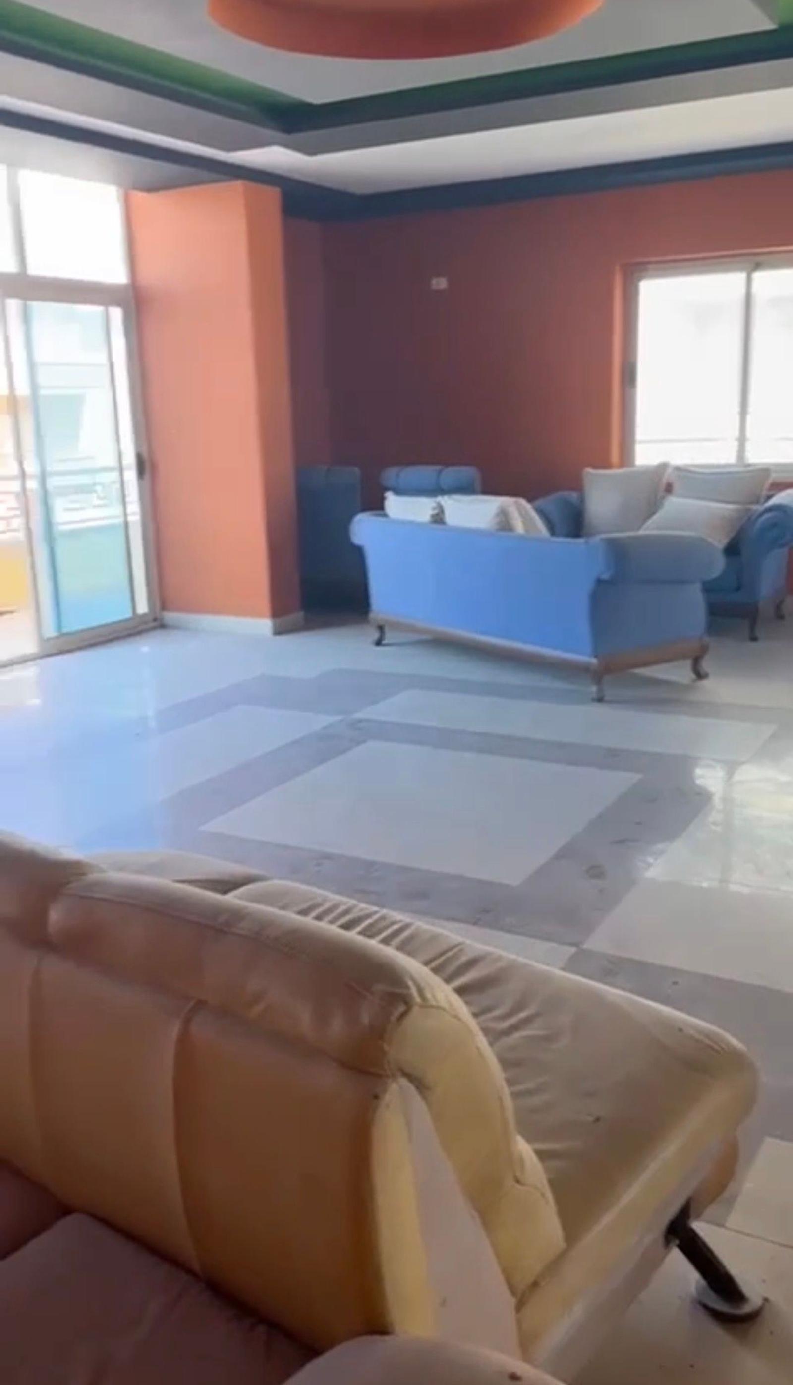 Wohnung zum Kauf in Shkëmbi, Durrës, 400 m² — Foto 5 von 13
