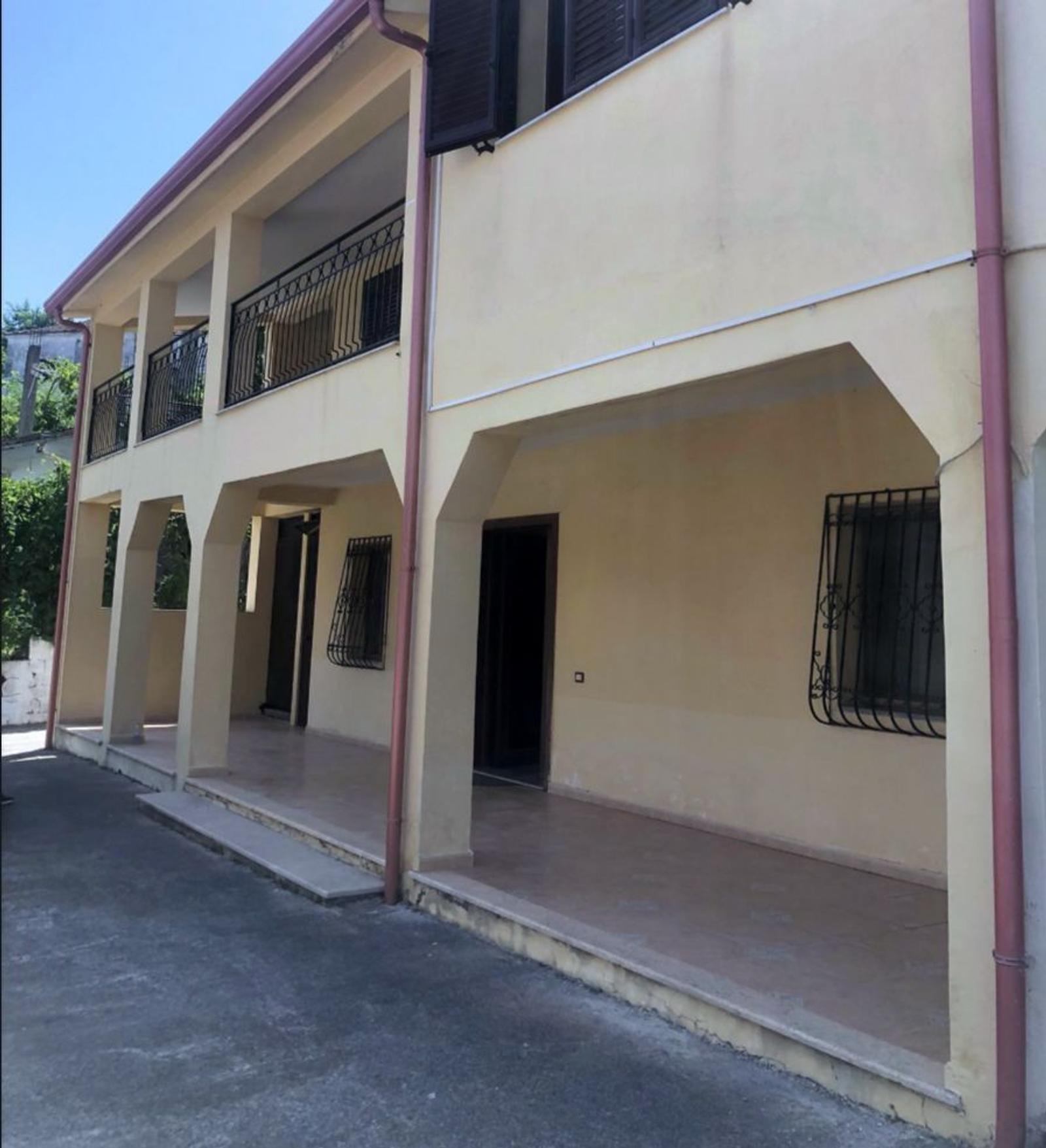 Haus zum Kauf in Stadtzentrum, Durrës, 260 m² — Foto 20 von 25