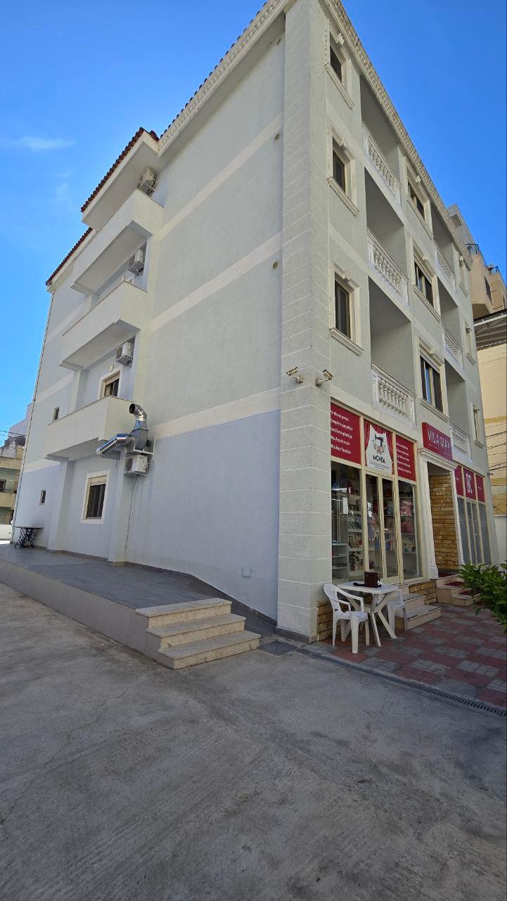 Hotel në punë pranë detit, 800 m² plus 500 m² truall — Durrës, Plazhi, Durrësi