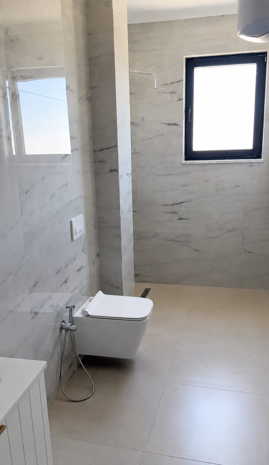 Shitet Apartament 1+1 | Golem, Durrës