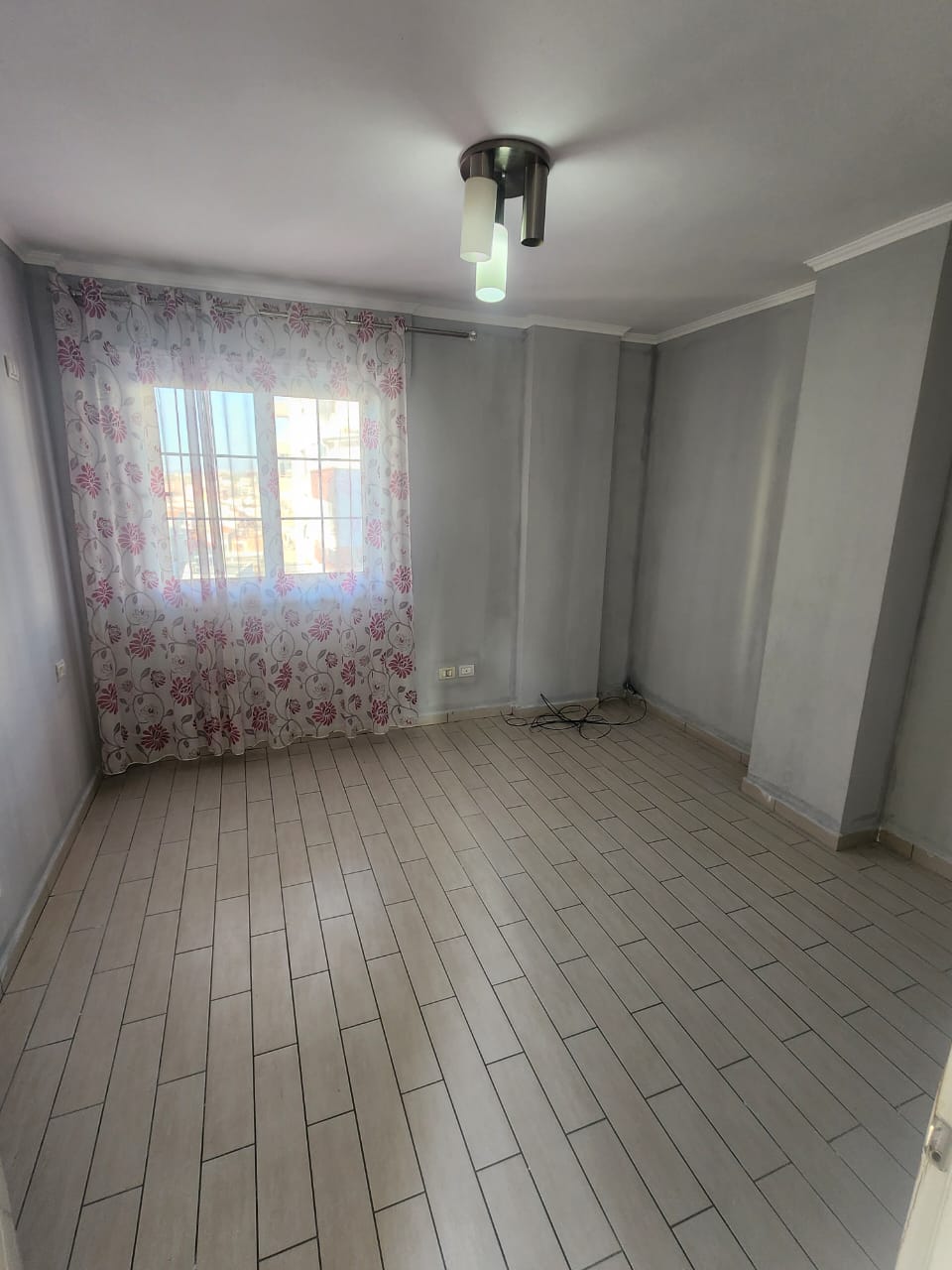 Shitet Apartament 1+1 me Verandë | Plazh Hekurudha, Durrës