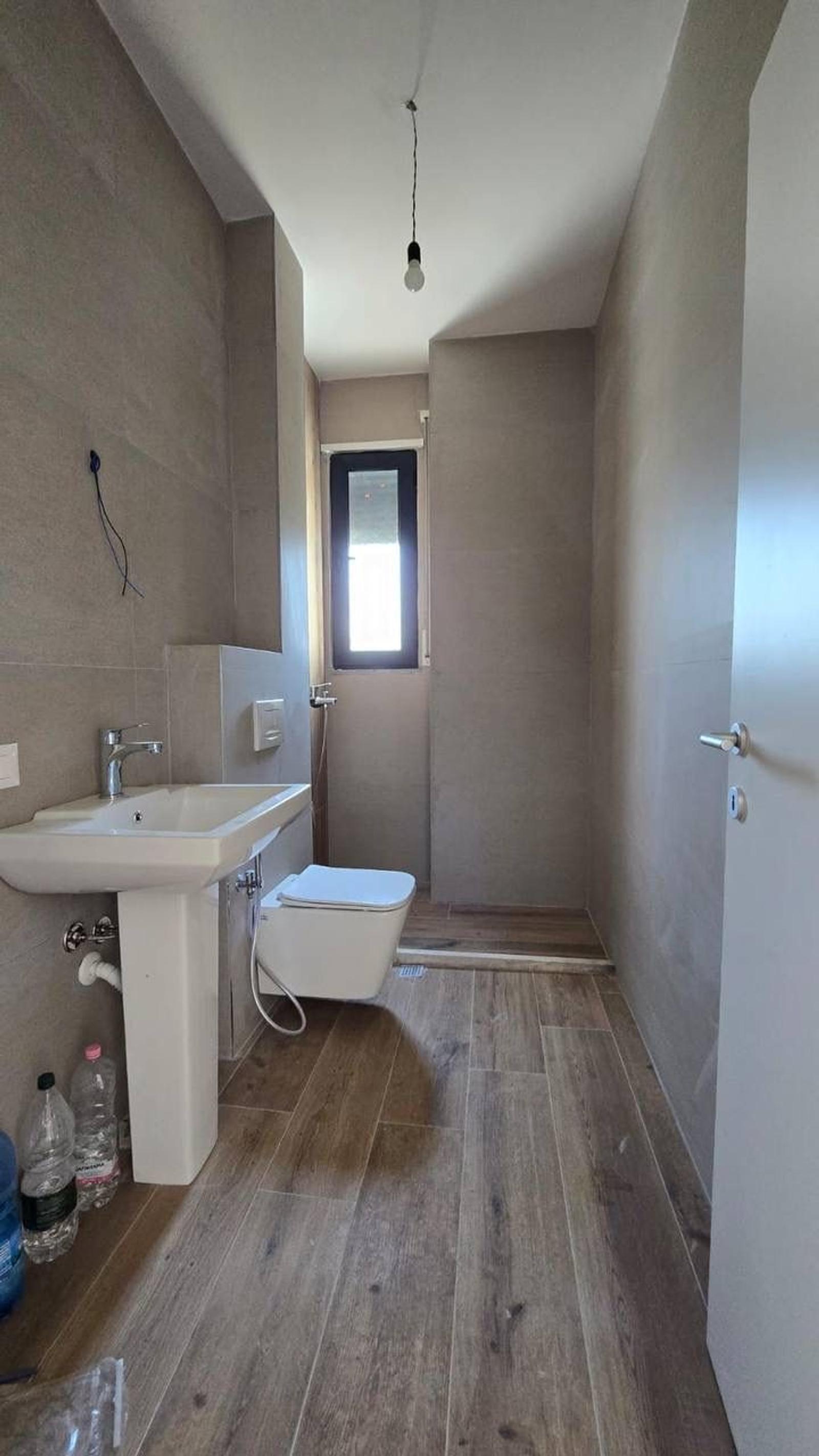 Wohnung 1+1 zum Kauf in Mali i Robit, Durrës, 74 m² — Foto 6 von 9