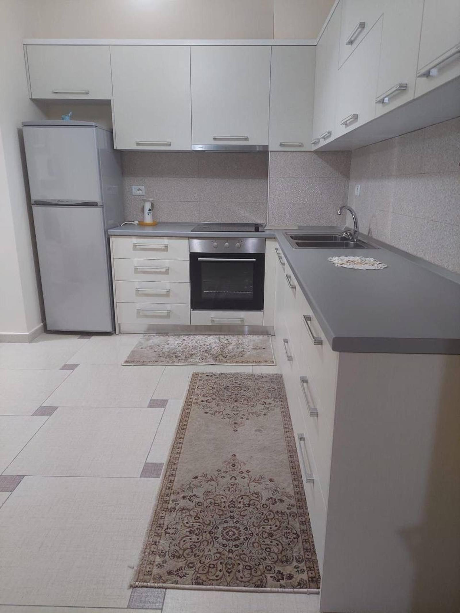 Wohnung 1+1 zum Kauf in Plazh, Durrës, 68 m² — Foto 2 von 4