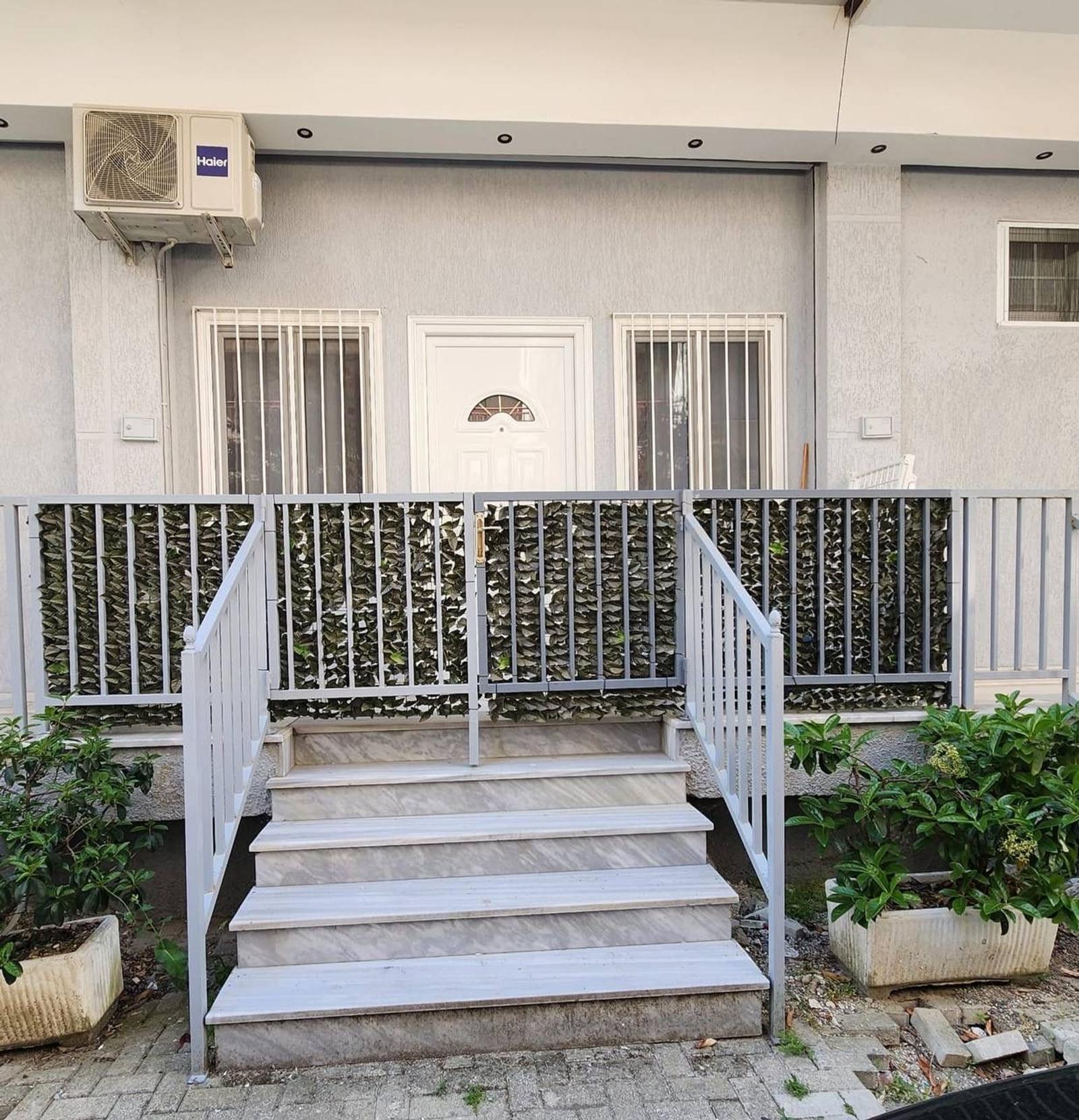 Studio for sale in Plazh, Durres, 28 m² — photo 2 of 7