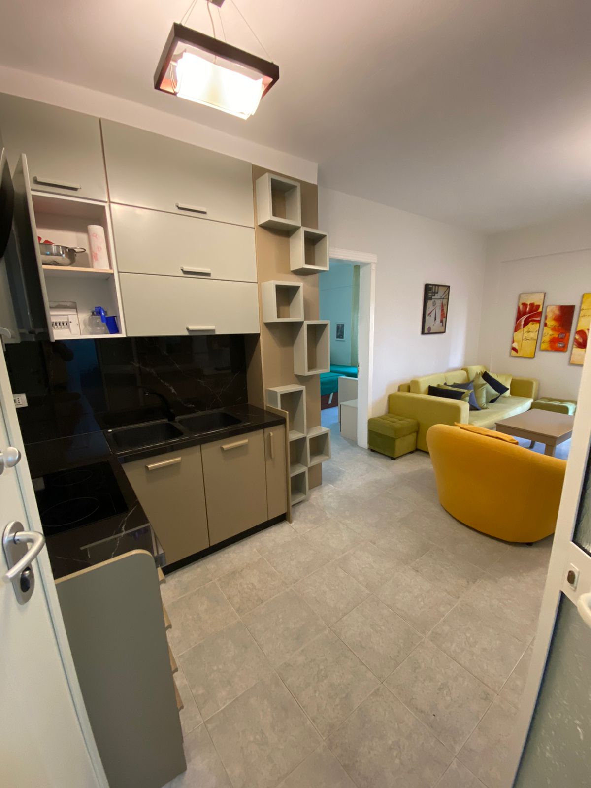 Shitet Apartament 1+1 me Pamje Deti | Plazh Iliria, Durrës