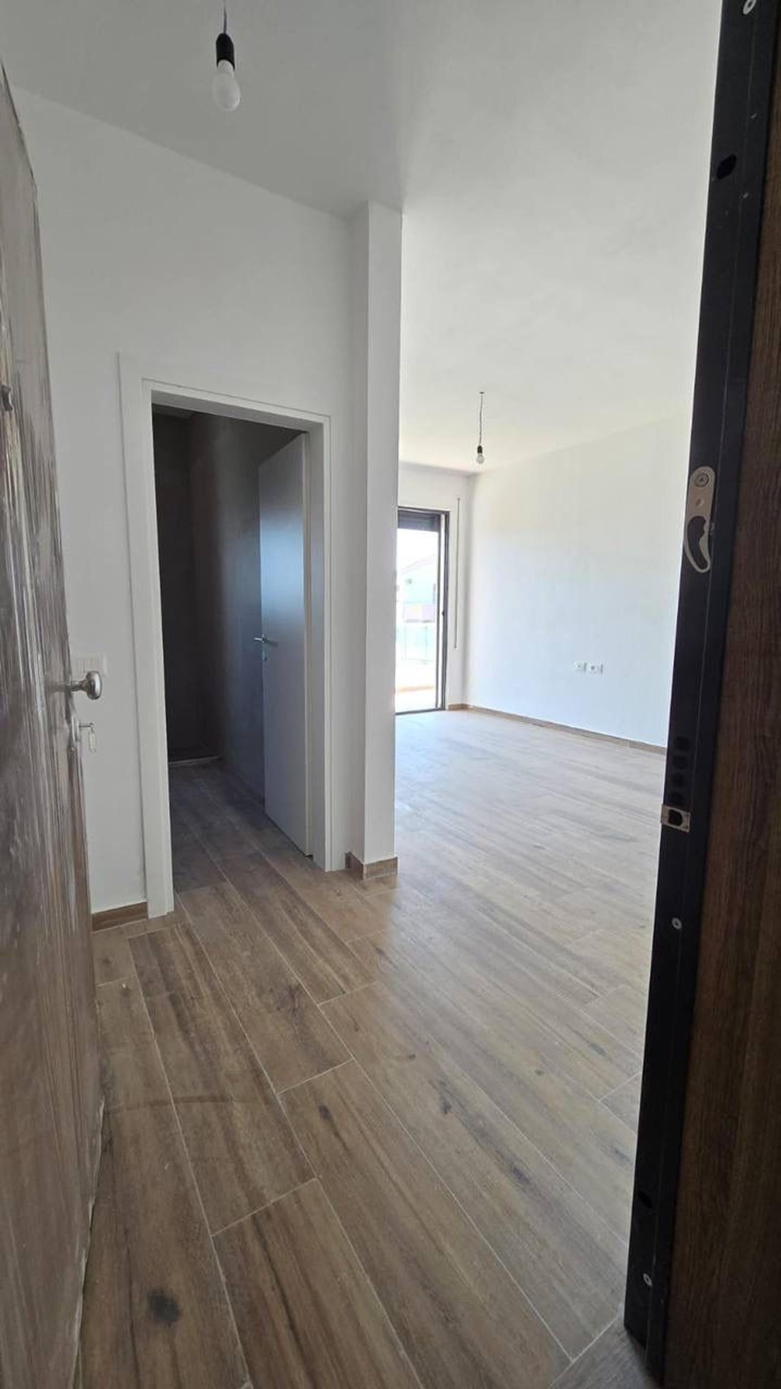 Wohnung 1+1 zum Kauf in Mali i Robit, Durrës, 74 m² — Foto 5 von 9