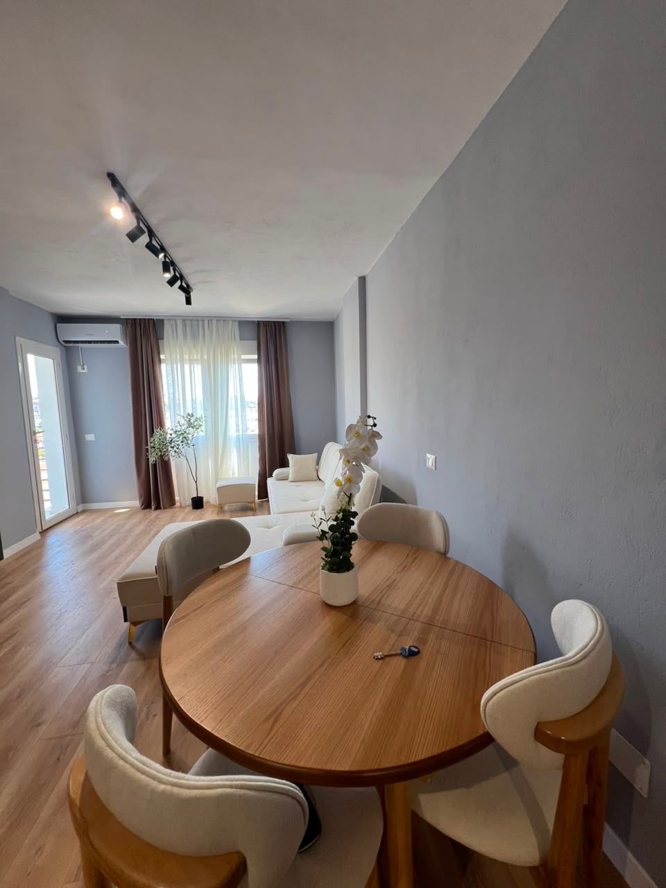 Shitet Apartament 1+1 | Plazh, Durrës