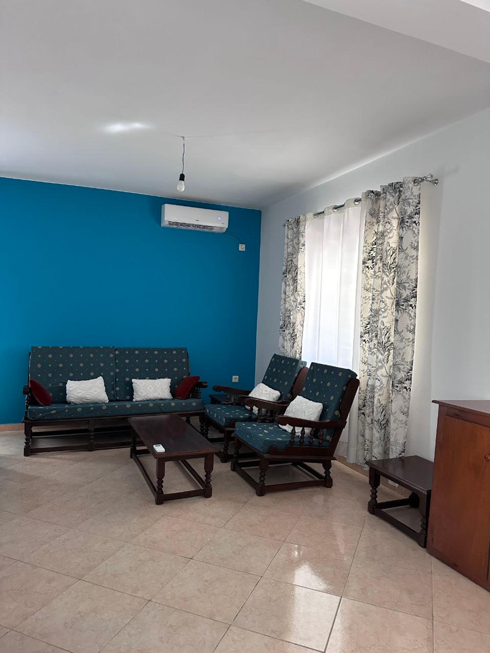 Shtëpi në shitje në Vlorë — 109 m², 3 km nga deti, Qendra, Vlora
