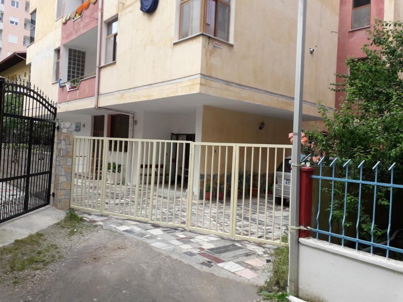 Palazzina di 13 appartamenti, Plazh, Durazzo, 649 m², Centro città
