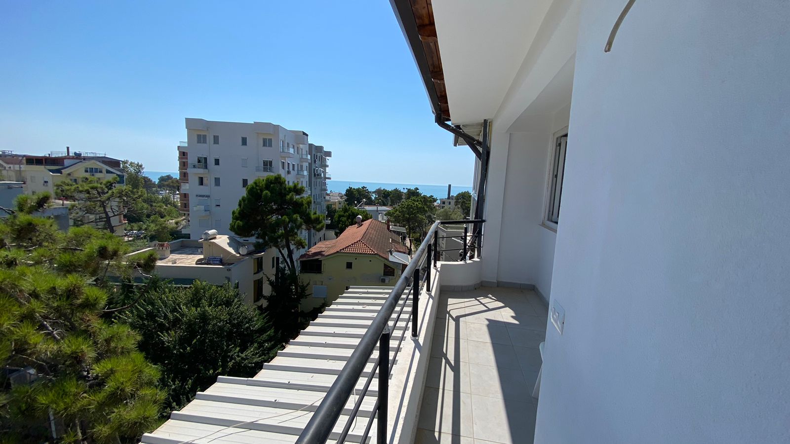 Shitet Apartament 2+1 | Golem, Durrës